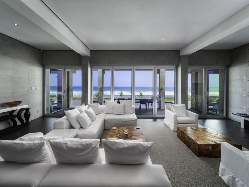 Zazen - Beachfront , Beach Front , East Coast 