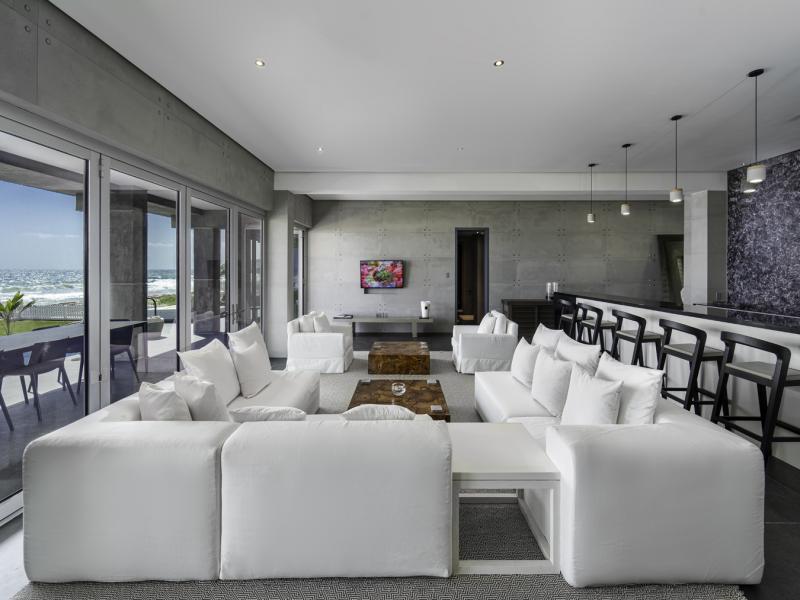 Zazen - Beachfront , Beach Front , East Coast 