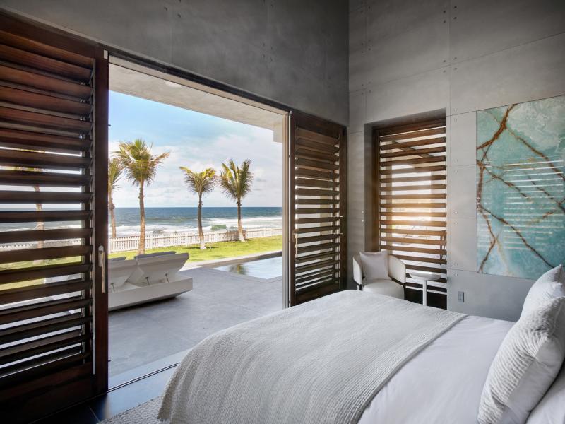 Zazen - Beachfront , Beach Front , East Coast 