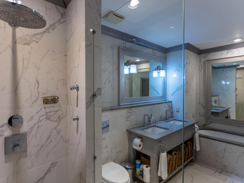  Waterside 304 - Beachfront , Beach Front , Paynes Bay , St James , Waterfront , West Coast 