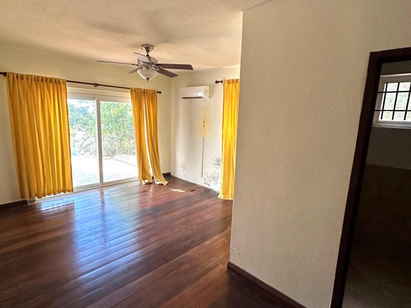 Wild Cane Ridge 4 , St John 