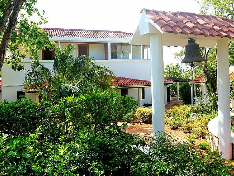 Zenaida Beach and Tennis Estate , Sandy Hill 