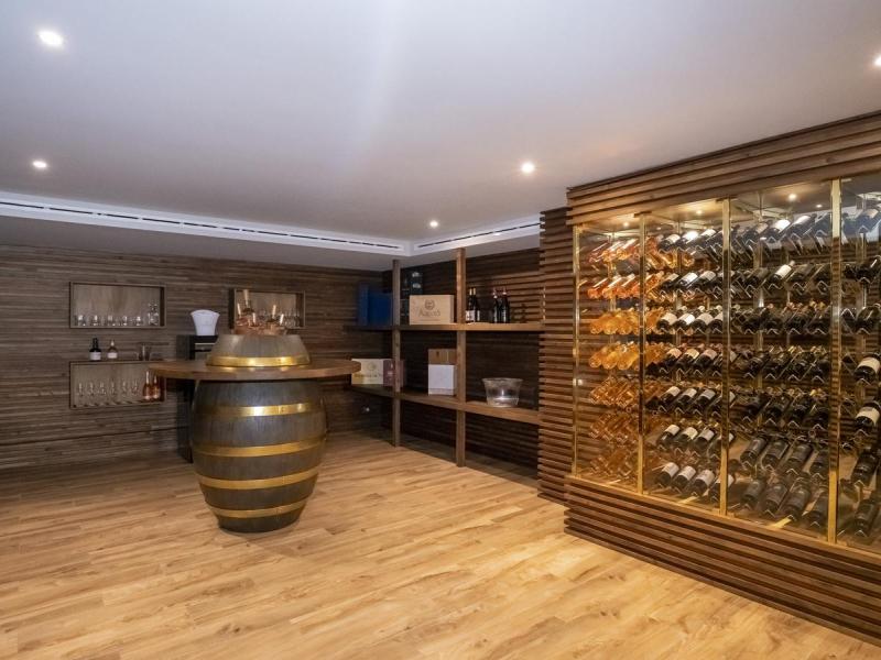 Spectacular 8 Bedroom villa for sale , 