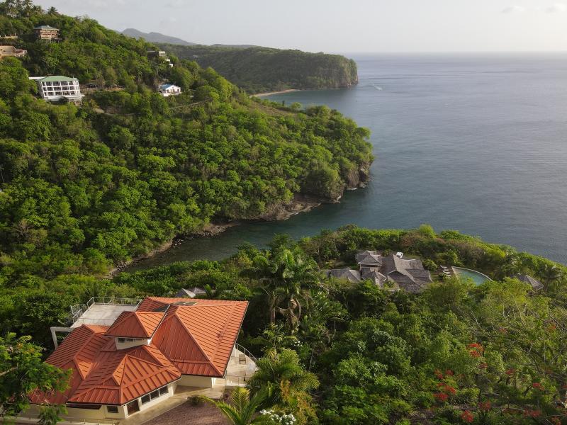 Trou Rolland , Marigot Bay 