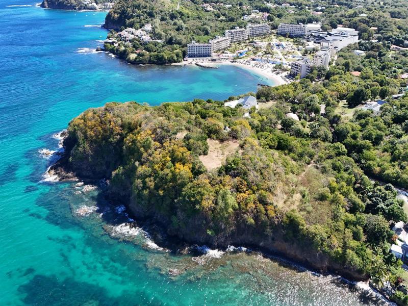 Cliffs at Cap Waterfront Land , Cap Estate , Gros lset 