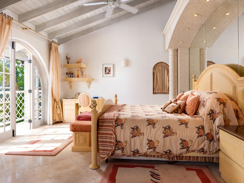 The Beach Hut -Beachfront , Beach Front , Prospect , St James , West Coast 