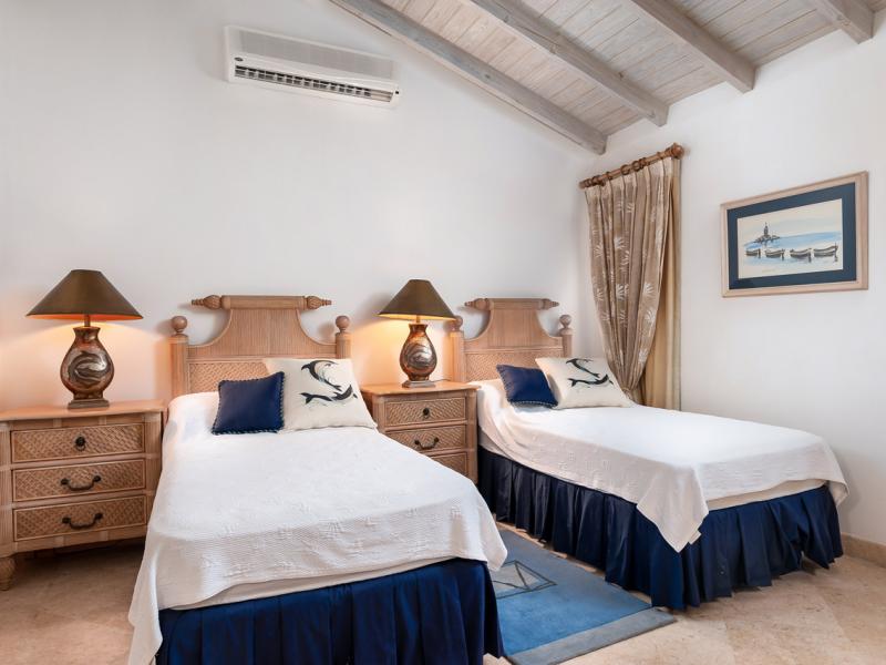 The Beach Hut -Beachfront , Beach Front , Prospect , St James , West Coast 