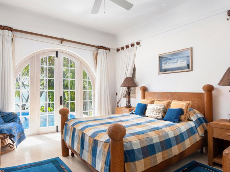 The Beach Hut -Beachfront , Beach Front , Prospect , St James , West Coast 