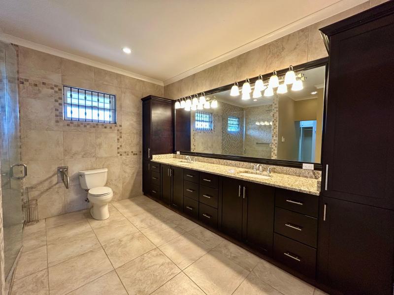 11 Highgate Gardens , South Coast , St Michael 