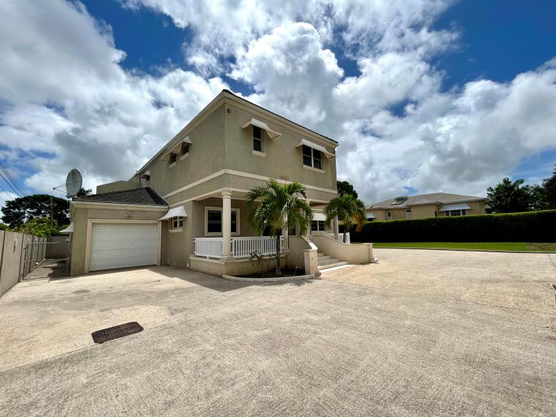 11 Highgate Gardens , South Coast , St Michael 