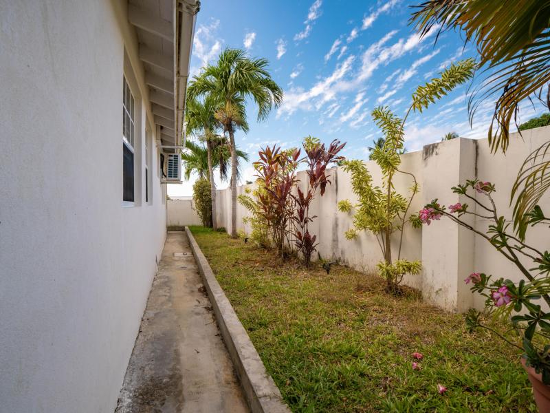 Pattane Gardens 20