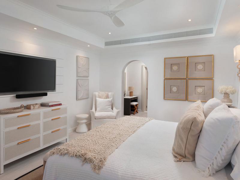 Sandy Cove 203 - Beachfront , Beach Front , Sandy Cove , St James , West Coast 