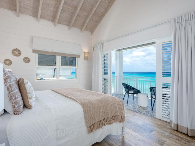Sea Breeze Beach House , Beach Front , Fitts Village , St James , West Coast 