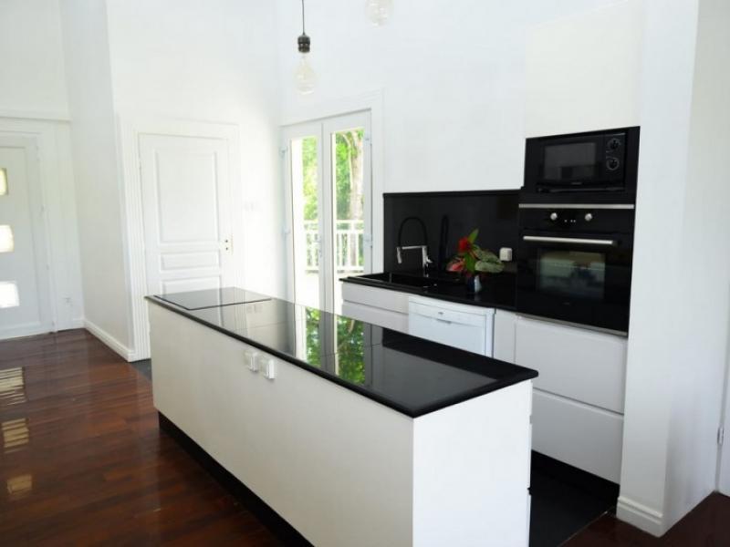 Three Palms Villa , 