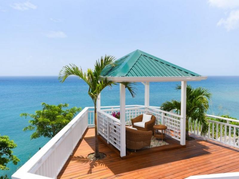 Three Palms Villa , 