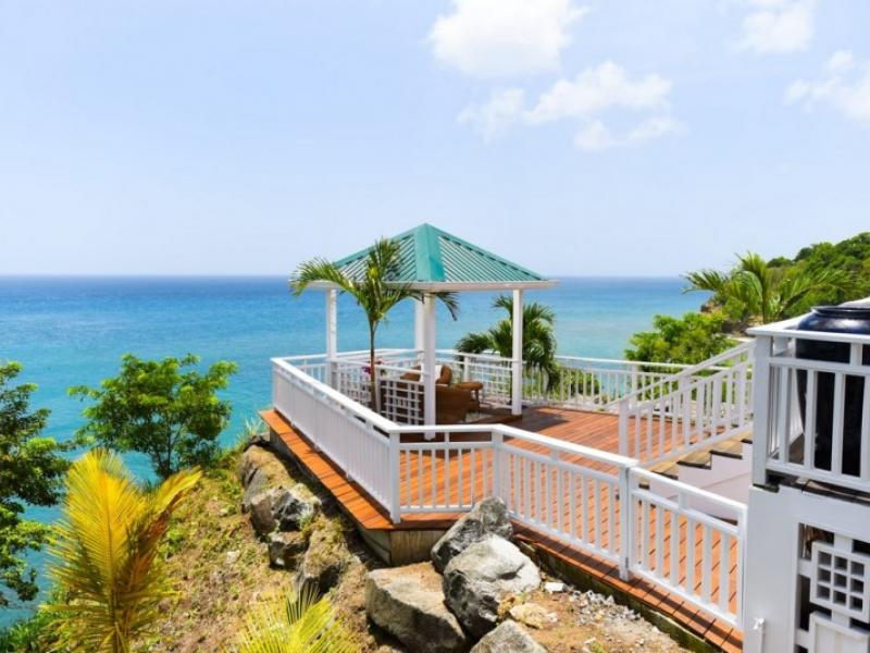 Three Palms Villa , 