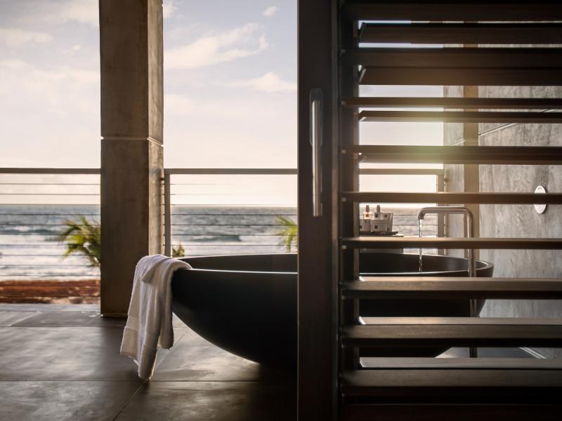 Zazen - Beachfront , Beach Front , East Coast 