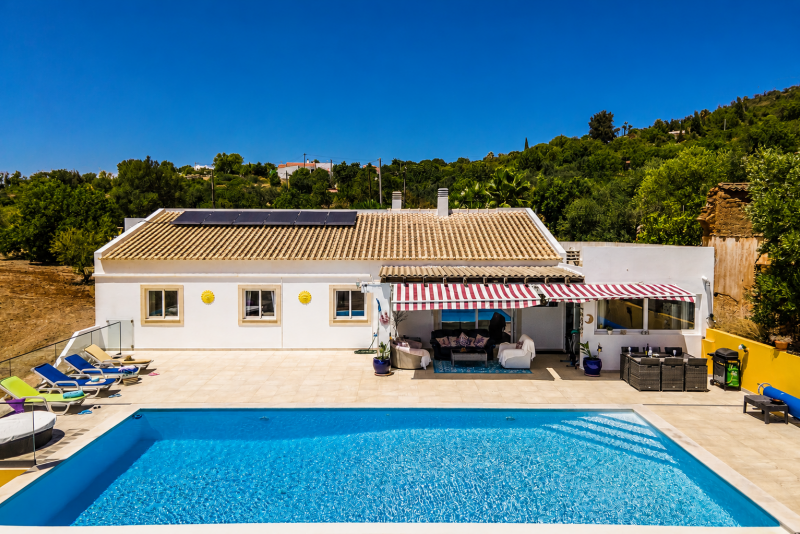Single Story 4 Bedroom Villa with Large Plot near Paderne