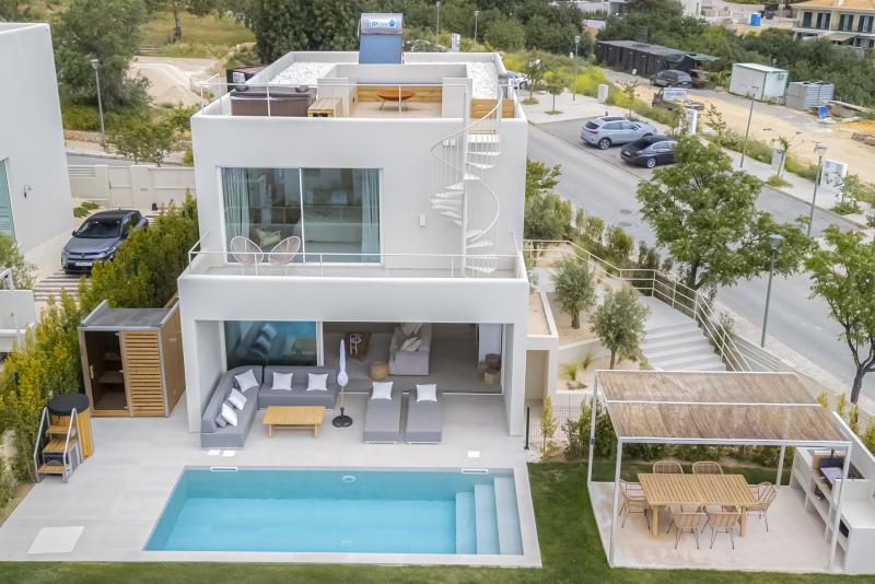 Newly Built Contemporary 3 Bedroom Villa with Sea Views for Sale