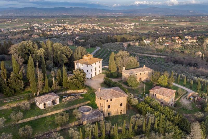 Tourism Hospitality for sale in Arezzo - Monte San Savino