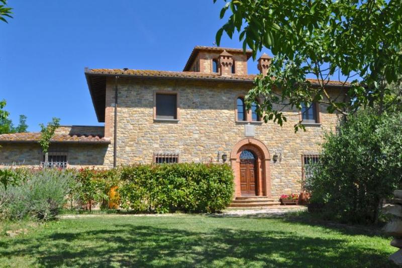Country House/Farmhouse for sale for sale in Perugia - Castiglione del Lago
