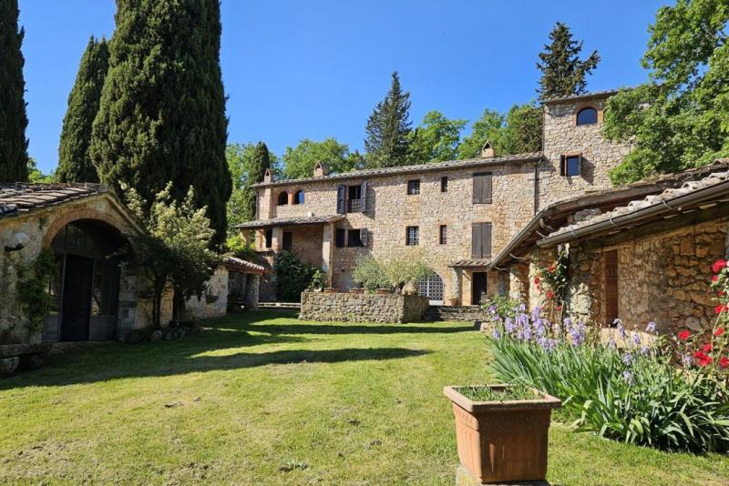 Borgo/Hamlet for sale for sale in Siena - Monteriggioni