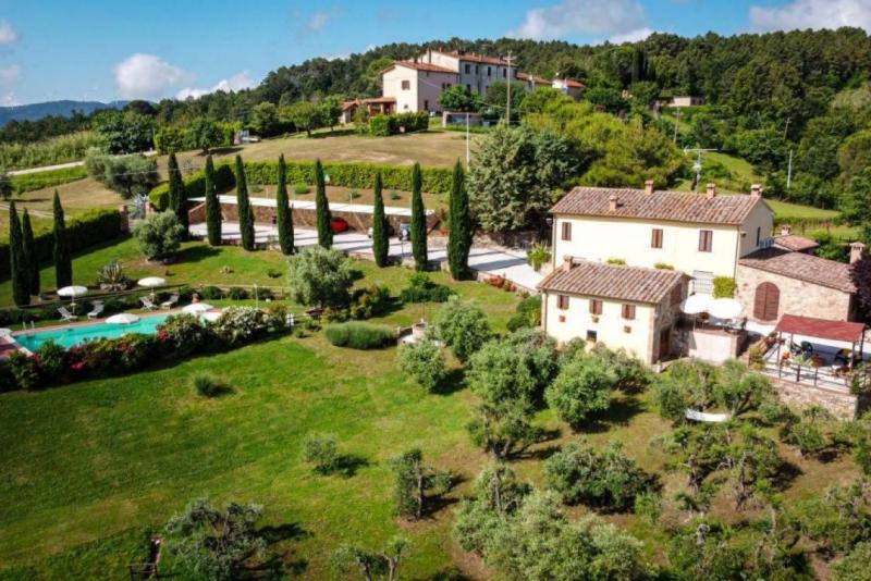 Country House/Farmhouse for sale for sale in Pisa - Chianni