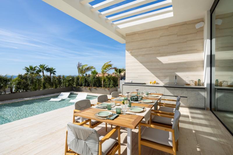 Modern Luxury Villa for Sale in Los Flamingos