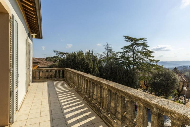 Historic palazzo for sale in Montalcino