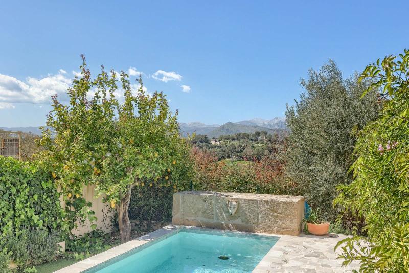 Exquisite Townhouse for Sale
