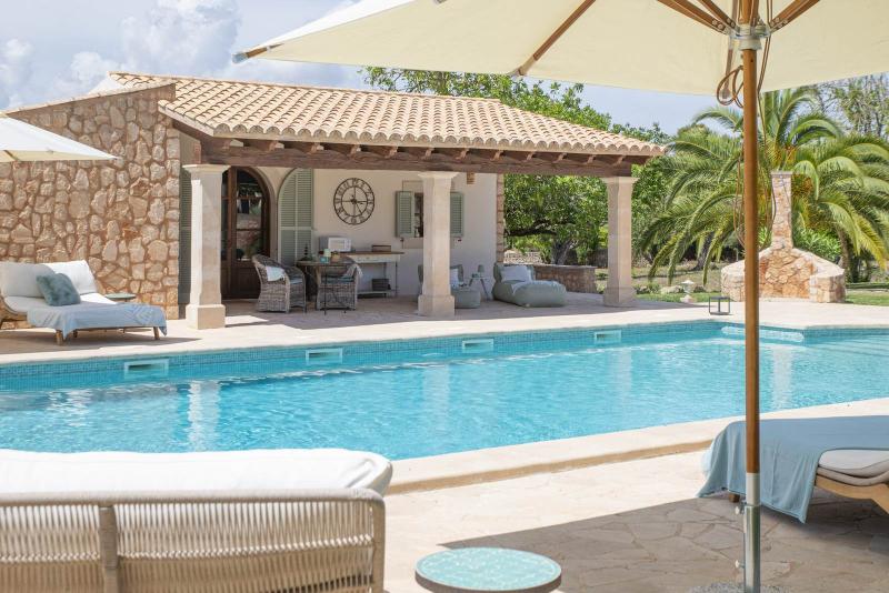 Luxury Estate for Sale in Cas Concos