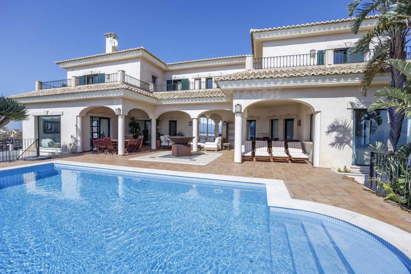 Mediterranean-Style Sea View Villa for Sale