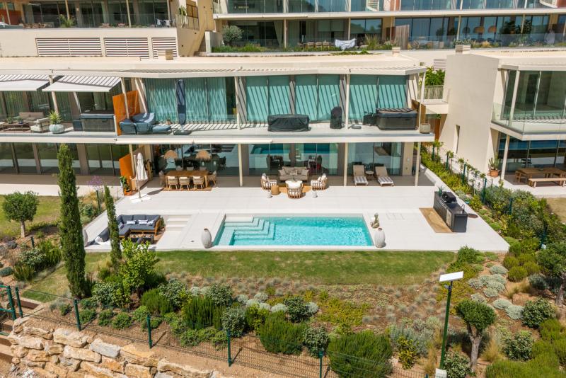 Luxury 3-Bedroom Apartment with Private Pool