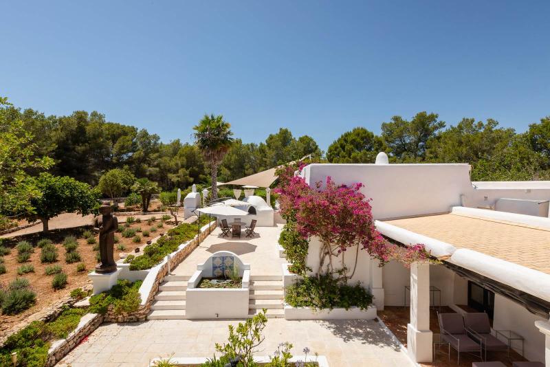 Authentic Luxury Finca for Sale Near Ibiza Golf