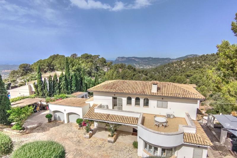 Private Villa for Sale in the Protected Area of Son Font - Mallorca