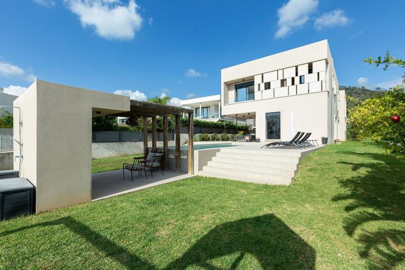 Modern 7 Bedroom Villa for sale in Palma de Mallorca