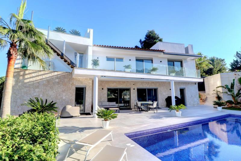 Refurbished Sea View Villa in Santa Ponsa - Mallorca
