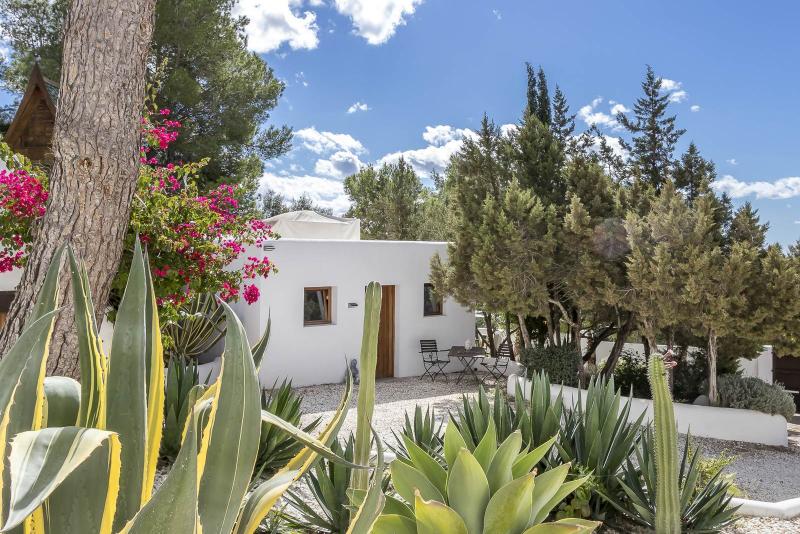 Country House for Sale Between Ibiza Town and San José, Ibiza