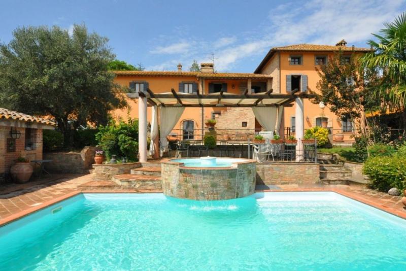 Houses for sale in Perugia - Perugia