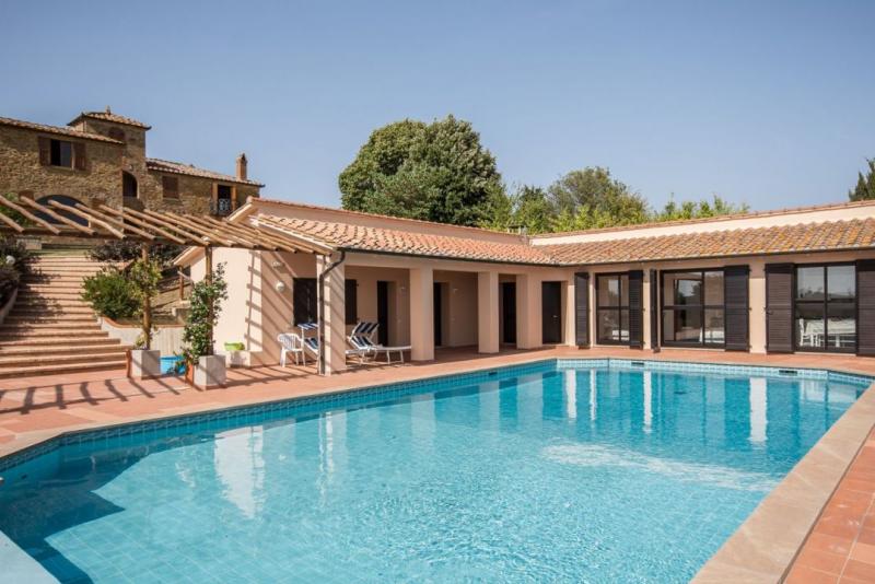 Country House for Sale in Montepulciano, Siena