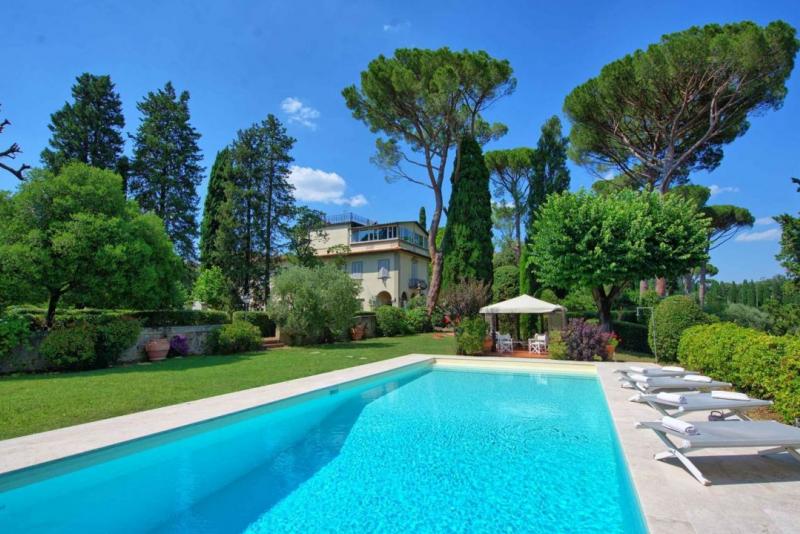 Manor house for sale in Firenze 