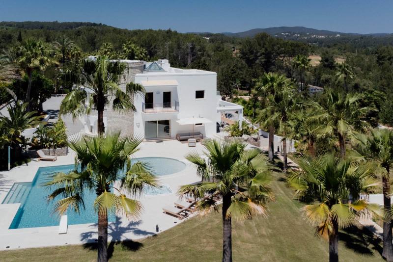 Luxury Country Estate with Tourist Licence for Sale in Ibiza
