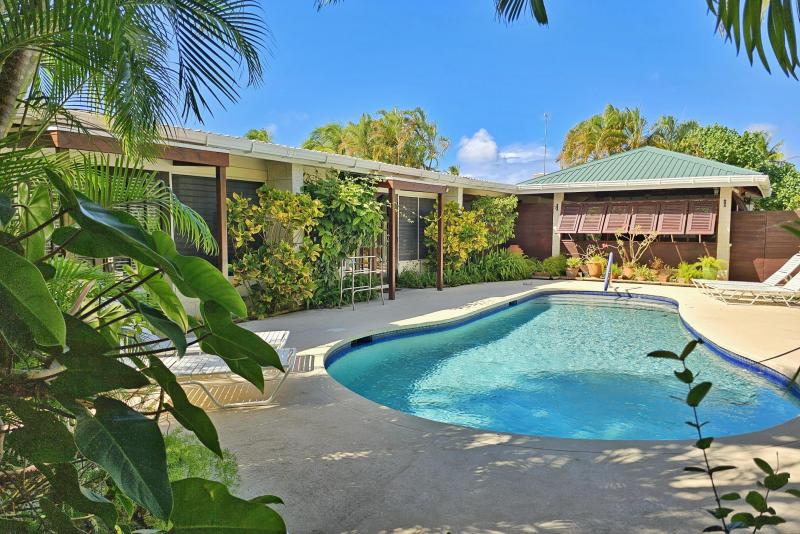 Poui Avenue 122 - Sunset Crest